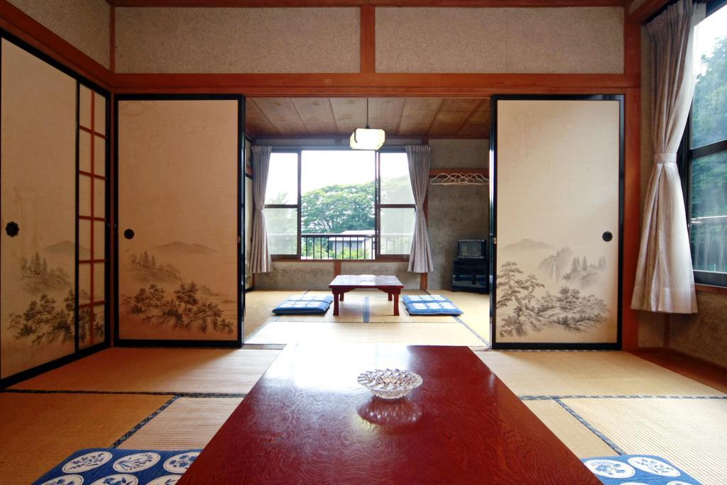 ホテルTakanesou 山中湖村 エクステリア 写真